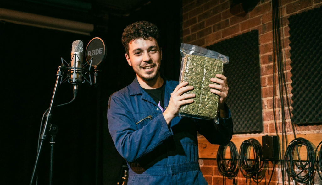 Scene 1 — Undercarriage Kush